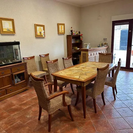 Homestay Casa Peseta, *
