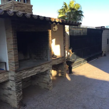 Casa Peseta, Alloggio in famiglia Vallada